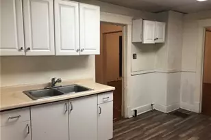 822 Highland Rd NE, Canton, OH 44704 - Photo 11