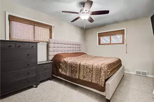 6845 Commonwealth Blvd, Loveland, OH 44130 - Photo 9