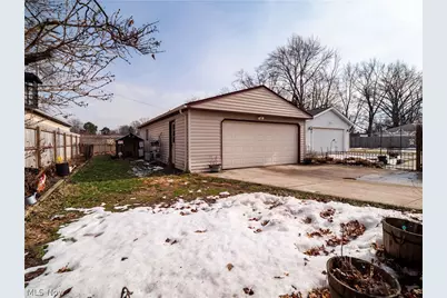 6845 Commonwealth Boulevard, Loveland, OH 44130 - Photo 37