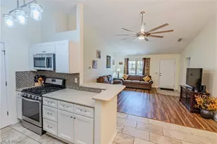 2904 Shakespeare Ln, Avon, OH 44011 - Photo 13