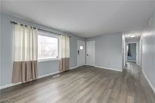 703 N Main St, Amherst, OH 44001 - Photo 3