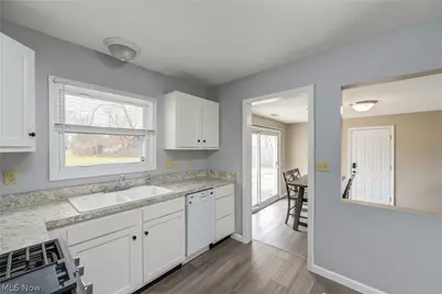 703 N Main Street, Amherst, OH 44001 - Photo 11