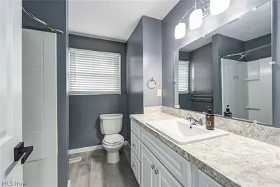 703 N Main Street, Amherst, OH 44001 - Photo 19