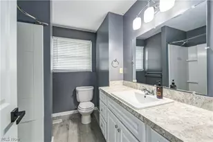 703 N Main St, Amherst, OH 44001 - Photo 19