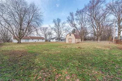 703 N Main Street, Amherst, OH 44001 - Photo 35