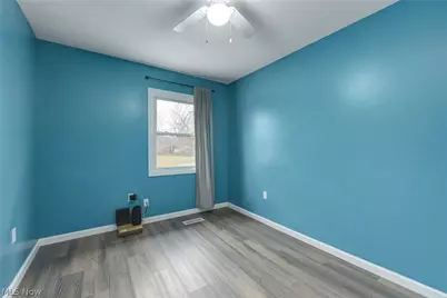 703 N Main Street, Amherst, OH 44001 - Photo 17