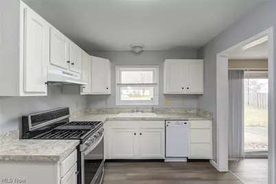 703 N Main Street, Amherst, OH 44001 - Photo 9