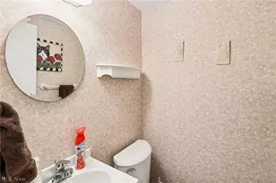 80 Devon Ln, Akron, OH 44313 - Photo 23