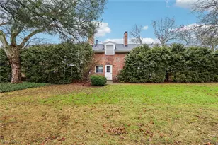 80 Devon Ln, Akron, OH 44313 - Photo 3