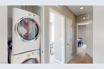 1671 E 118 Street, Loveland, OH 44106 - Photo 17