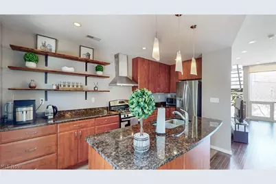 1671 E 118 Street, Loveland, OH 44106 - Photo 11