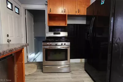 982 Merton Avenue, Akron, OH 44306 - Photo 23