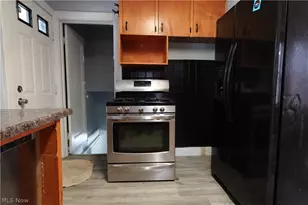 982 Merton Ave, Akron, OH 44306 - Photo 23