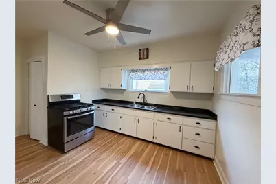 3612 Hanlin Way, Weirton, WV 26062 - Photo 5