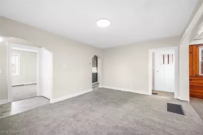 1521 Maryland Avenue SW, Canton, OH 44710 - Photo 9