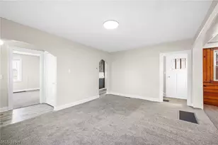 1521 Maryland Ave SW, Canton, OH 44710 - Photo 9