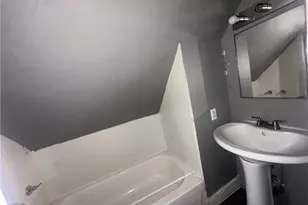 6404 Carl Ave, Loveland, OH 44103 - Photo 9