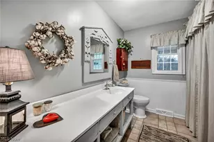 11870 Chamberlain Rd, Aurora, OH 44202 - Photo 17