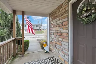 226 S 6th St, Byesville, OH 43723 - Photo 9