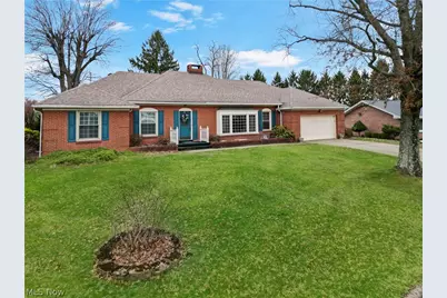 125 Teresa Drive, Steubenville, OH 43953 - Photo 1