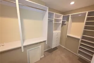 2046 Beechtree Dr, Uniontown, OH 44685 - Photo 9