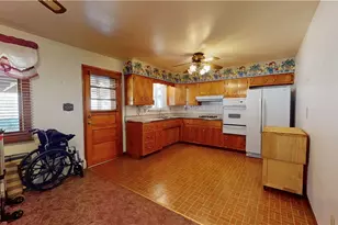 903 Logan Ave, Mingo Junction, OH 43938 - Photo 9