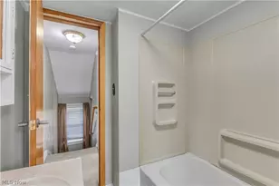 425 Frazier Ave, Akron, OH 44305 - Photo 21