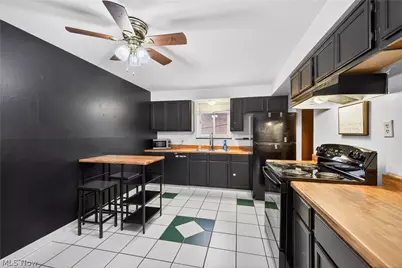 1597 Lee Terrace Drive #F11, Wickliffe, OH 44092 - Photo 5