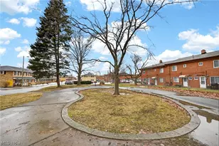 1597 Lee Terrace Dr, Wickliffe, OH 44092 - Photo 39