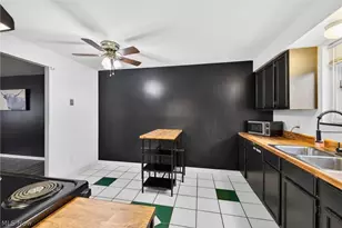 1597 Lee Terrace Dr, Wickliffe, OH 44092 - Photo 11