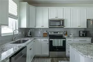 35338 Bald Eagle Ln, Willoughby, OH 44094 - Photo 7