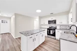 1338 Oak Ave, Barberton, OH 44203 - Photo 13