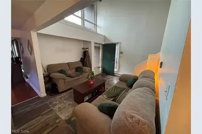 942 Caddo Avenue, Akron, OH 44305 - Photo 5