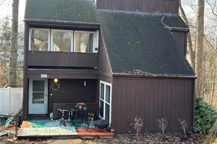 942 Caddo Ave, Akron, OH 44305 - Photo 1