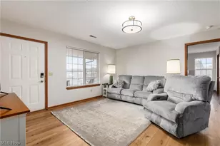 2660 Orchard Park, Zanesville, OH 43701 - Photo 3