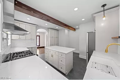 2176 Edgerton Road, University Heights, OH 44118 - Photo 7