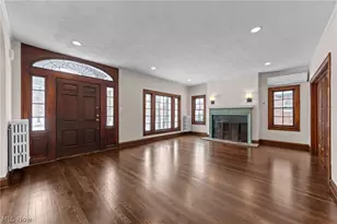 2176 Edgerton Rd, University Heights, OH 44118 - Photo 13