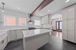 2176 Edgerton Rd, University Heights, OH 44118 - Photo 5