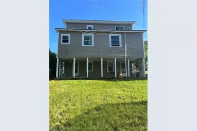 422 Whitely Street, Bridgeport, OH 43912 - Photo 3