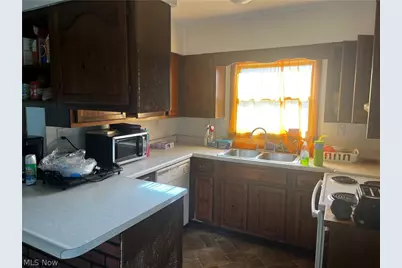422 Whitely Street, Bridgeport, OH 43912 - Photo 9