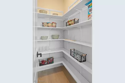 9425 Avery Road, Grandview Heights, OH 44147 - Photo 9