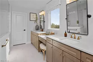 9425 Avery Rd, Grandview Heights, OH 44147 - Photo 17