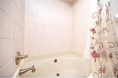 6581 Country Ridge Drive, Austintown, OH 44515 - Photo 43