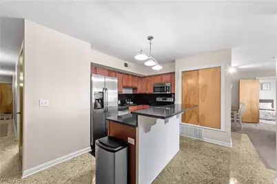 2222 Detroit Avenue #906, Loveland, OH 44113 - Photo 11