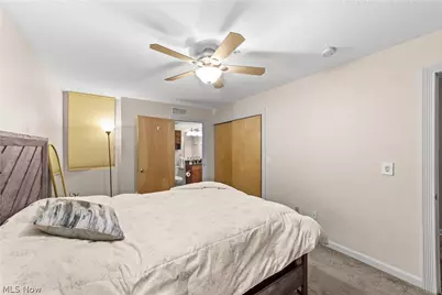 2222 Detroit Avenue #906, Loveland, OH 44113 - Photo 25