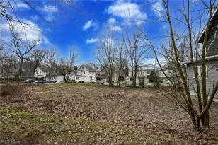 600 Brown St, Akron, OH 44311 - Photo 21