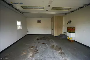 1325 County Line Rd, Hopewell, OH 43760 - Photo 25