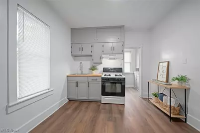 1122 Hoover Place NW, Canton, OH 44703 - Photo 5