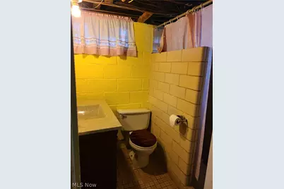 1031 Camden Avenue SW, Canton, OH 44706 - Photo 7