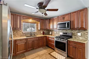 1649 Betz Rd, Akron, OH 44306 - Photo 11